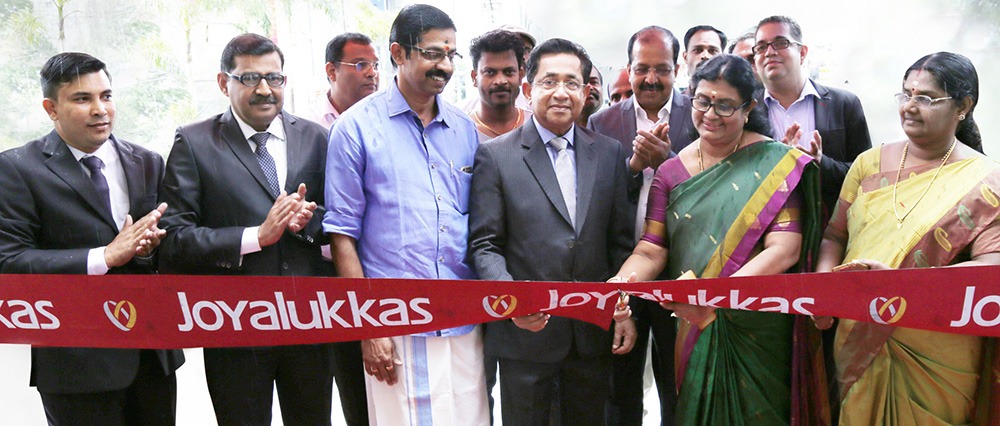 Joyalukkas Opens Two New Showrooms in Southern India
