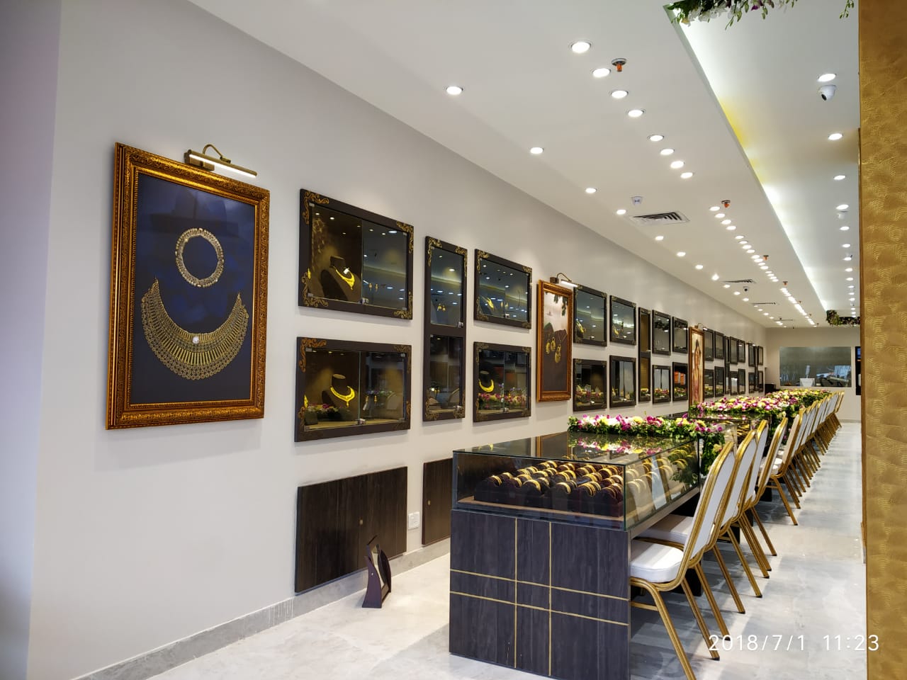 Reliance Jewels Launches Its Second Showroom in Varanasi