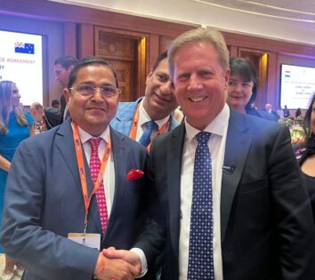 L-R- Kirit Bhansali, Chairman, GJEPC greeting Mr. Todd McClay, Honourable Minister, New Zealand
