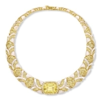 7 irresistible reasons to visit Jewellery & Gem ASIA next month! 3 Joywith Jewelry Limited ‘Radiance of the Sun’ necklace with a cushion-cut central yellow beryl and adorned with brilliant-cut yellow sapphires and mother-of-pearl accents