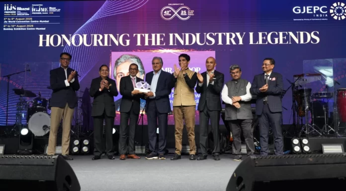 Mr Anoop Mehta, President of the Bharat Diamond Bourse (BDB), (2)
