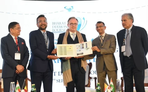 Belgian Prime Minister H.E. Bart De Wever Makes Historic First Visit to Bharat Diamond Bourse 1